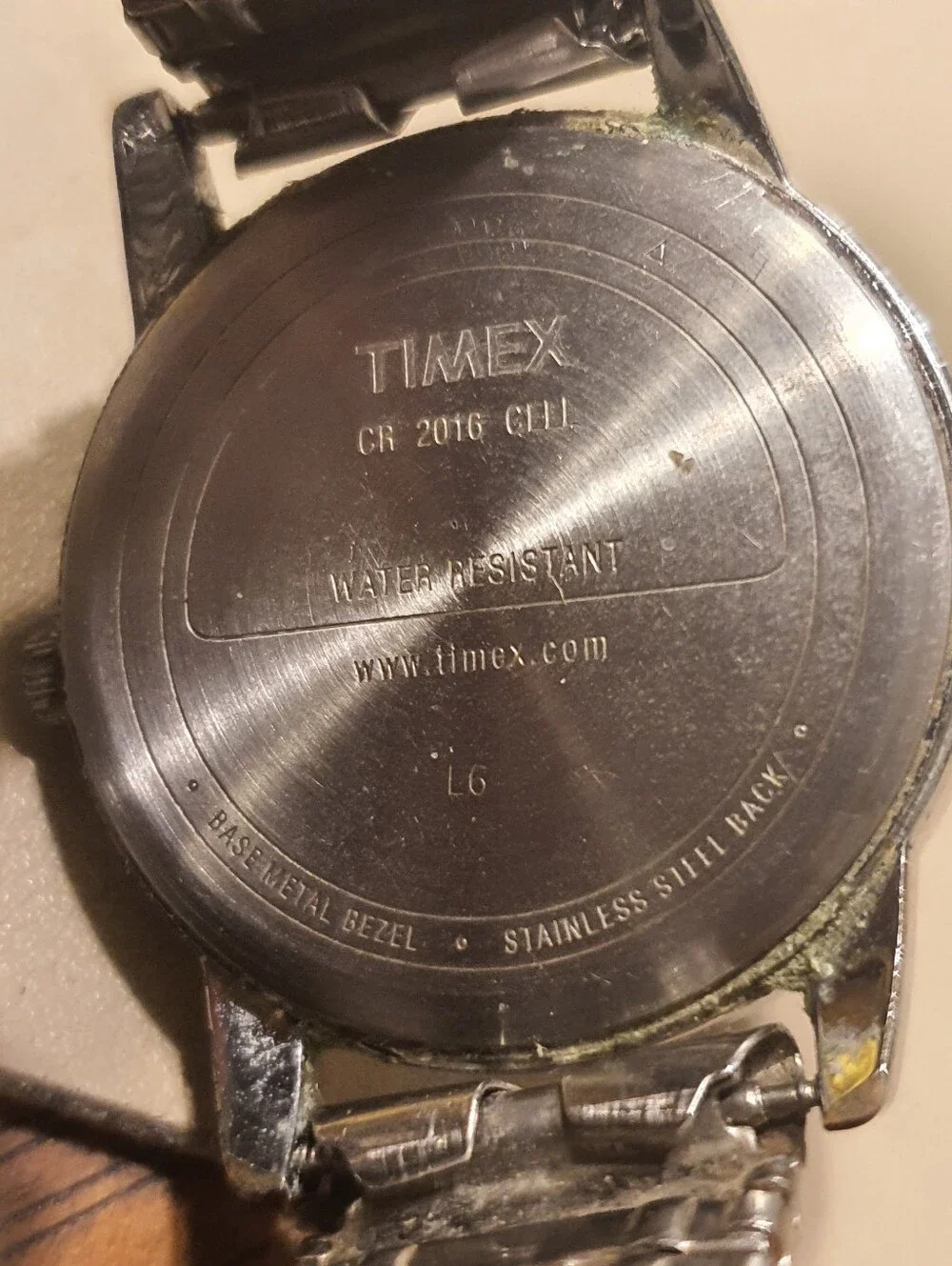 Timex Indiglo Easy Reader Silver/White Stainless Steel Men's Watch